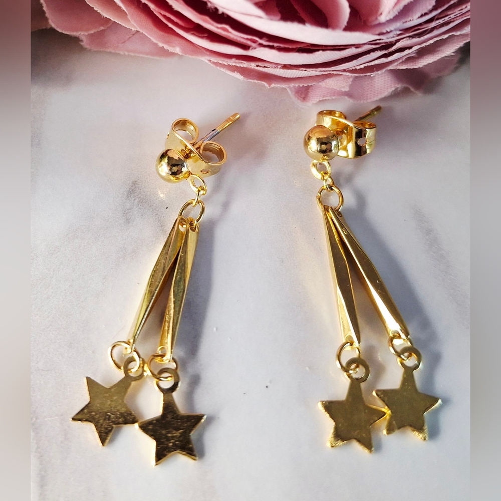 Vintage 80s ⭐️✨️Dangly Star Earrings
